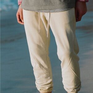 JOHN ELLIOTT Men’s Loose Stitch Beige Joggers Sweats